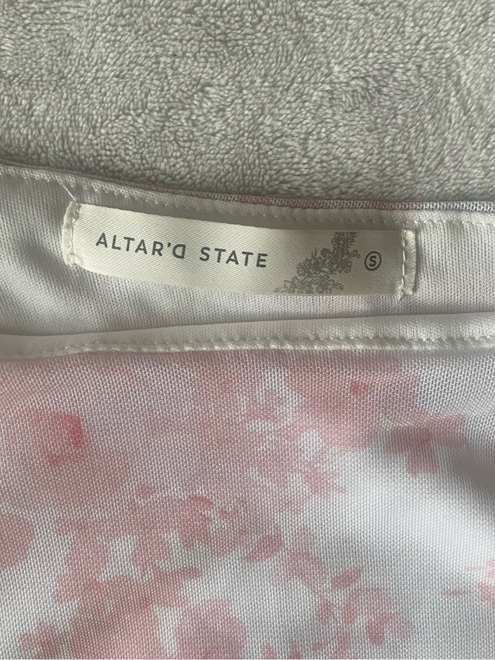 Altar’d State Samara Mesh Floral Maxi Dress Pink White Size S - Picture 10 of 12